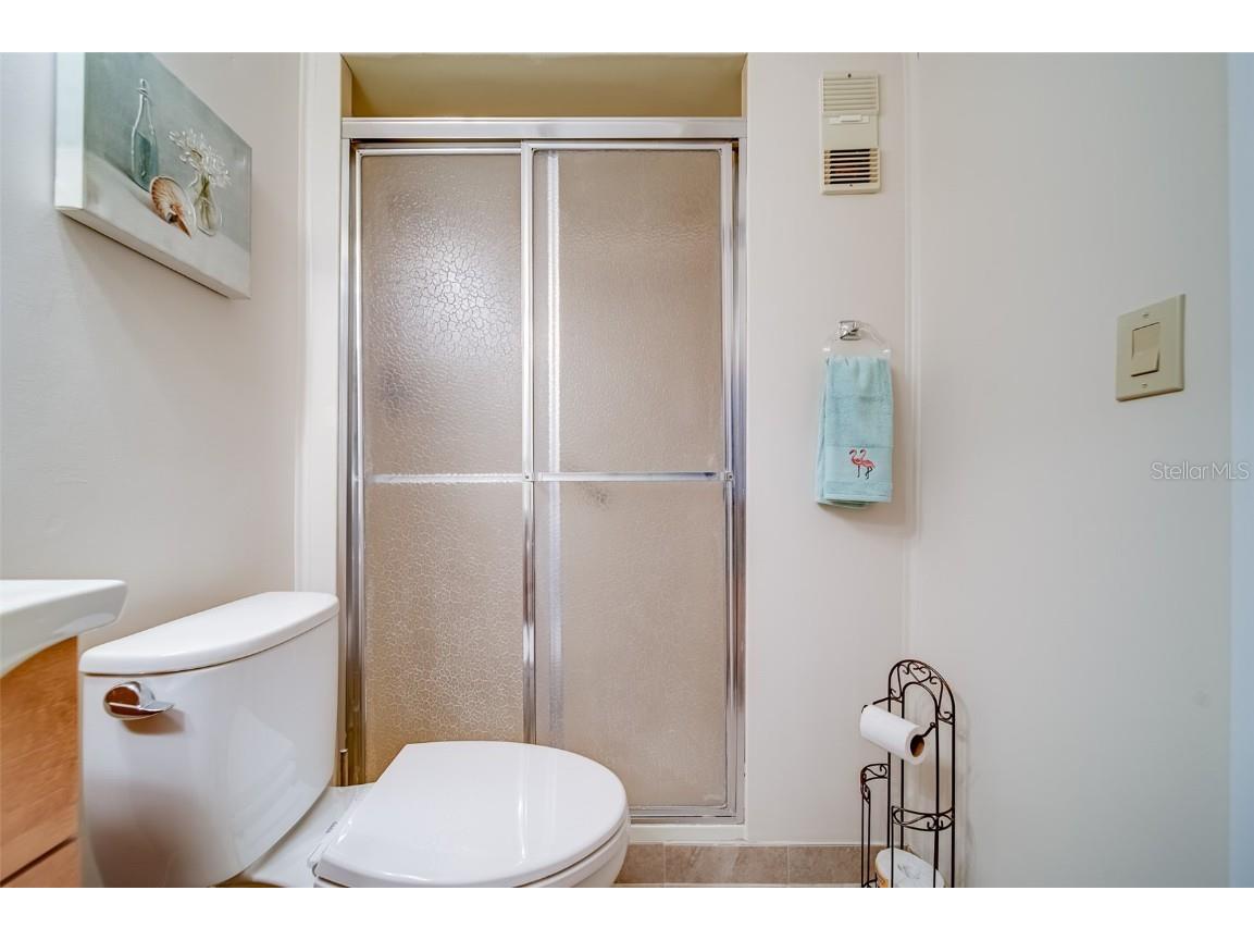 450 S Gulfview Boulevard #1605 Clearwater FL 33767 TB8341852 image25