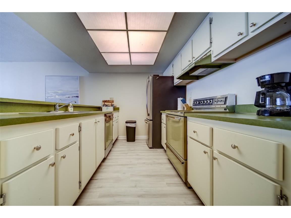 450 S Gulfview Boulevard #1605 Clearwater FL 33767 TB8341852 image5