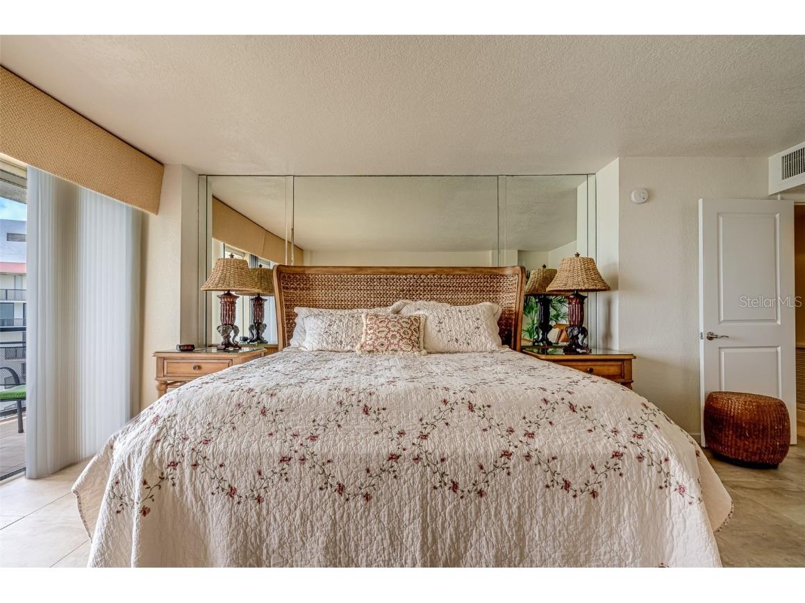 450 S Gulfview Boulevard #1702 Clearwater FL 33767 U8128577 image39