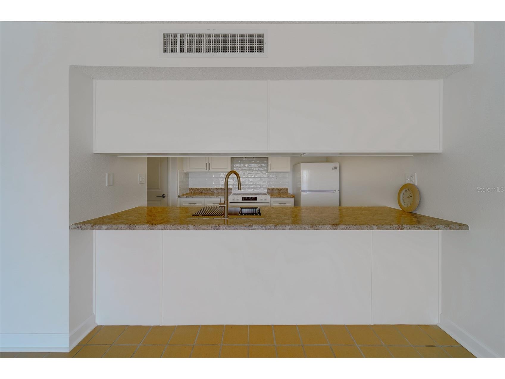 450 S Gulfview Boulevard #208 Clearwater Beach FL 33767 - GULF OF AMERICA TB8486531 image19