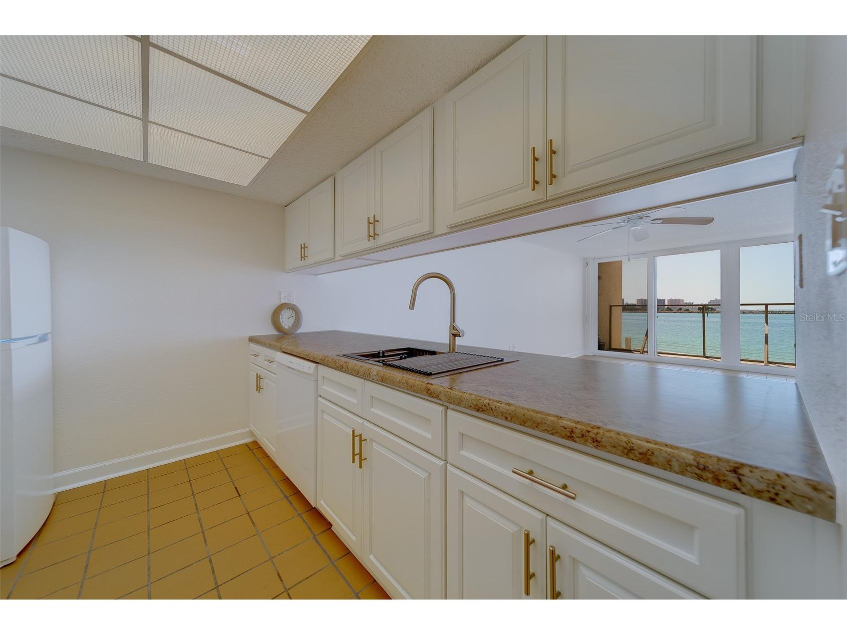 450 S Gulfview Boulevard #208 Clearwater Beach FL 33767 - GULF OF AMERICA TB8486531 image23