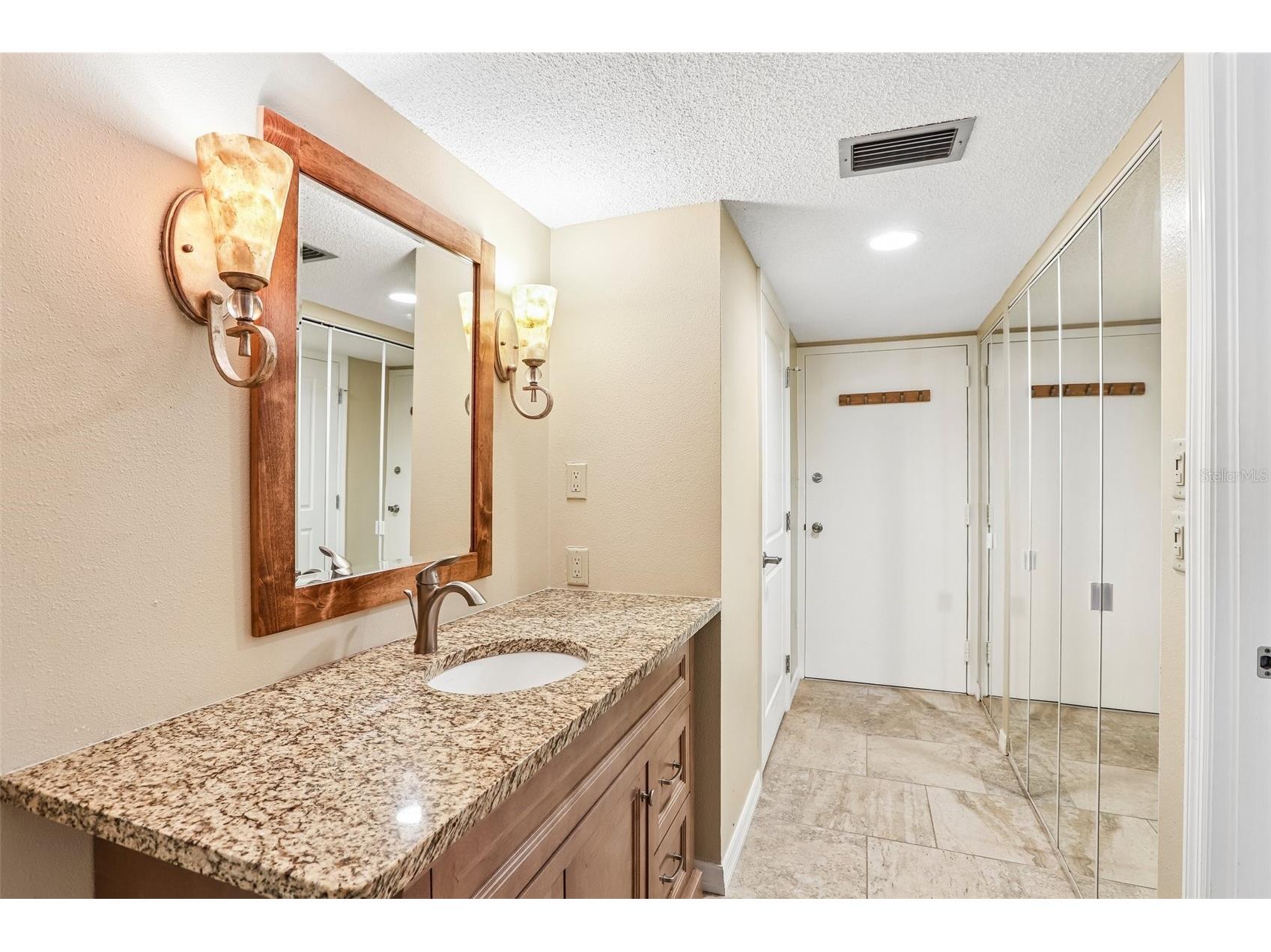 450 S Gulfview Boulevard #703 Clearwater FL 33767 - GULF TB8507942 image25