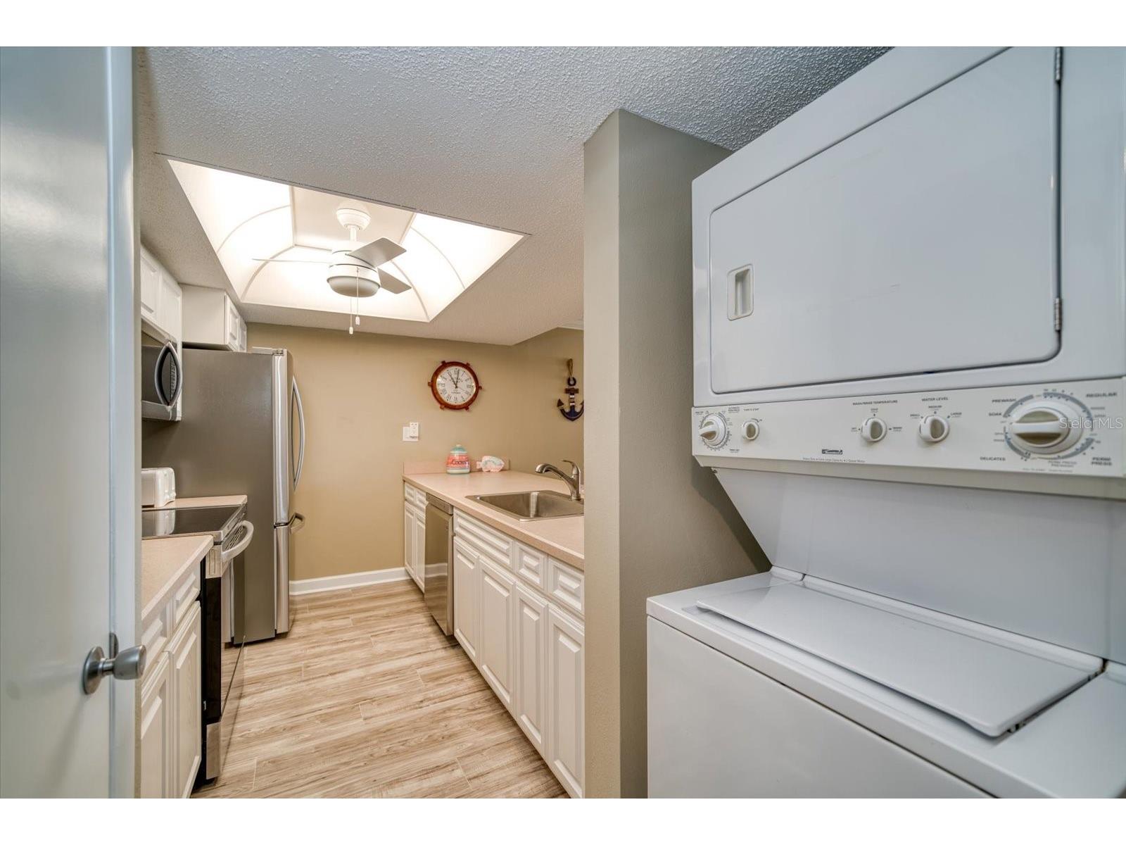 450 S Gulfview Boulevard #704 Clearwater Beach FL 33767 - GULF TB8500241 image10