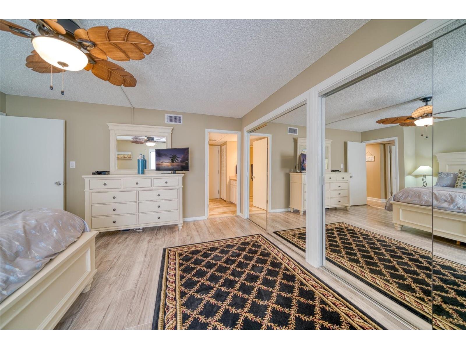 450 S Gulfview Boulevard #704 Clearwater Beach FL 33767 - GULF TB8500241 image13