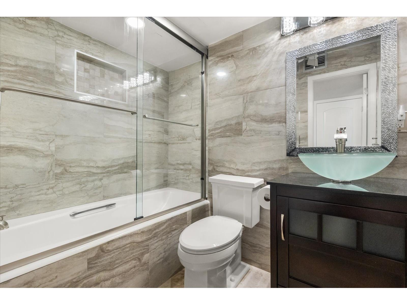 450 S Gulfview Boulevard #802 Clearwater Beach FL 33767 TB8494206 image10