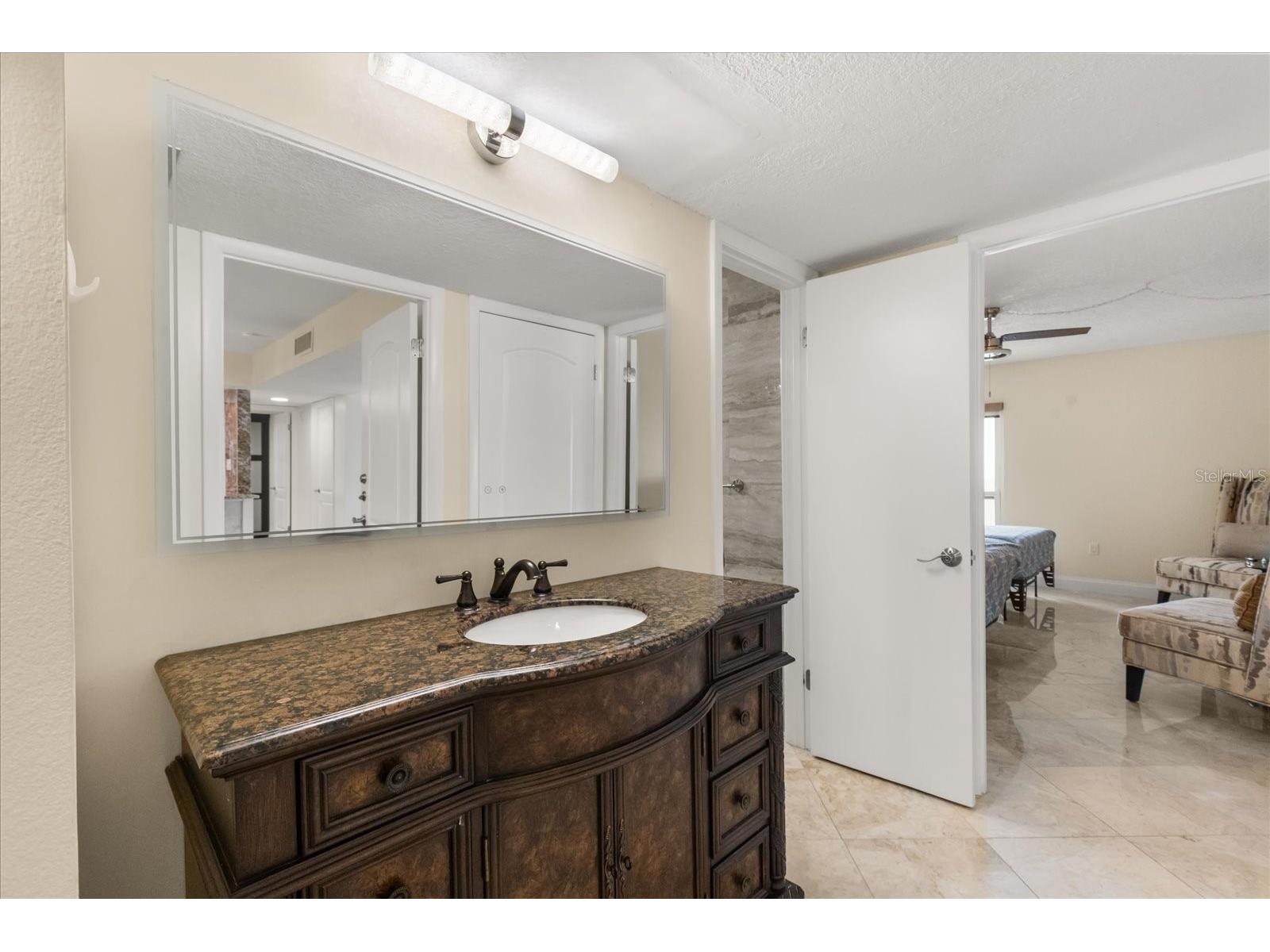 450 S Gulfview Boulevard #802 Clearwater Beach FL 33767 TB8494206 image12