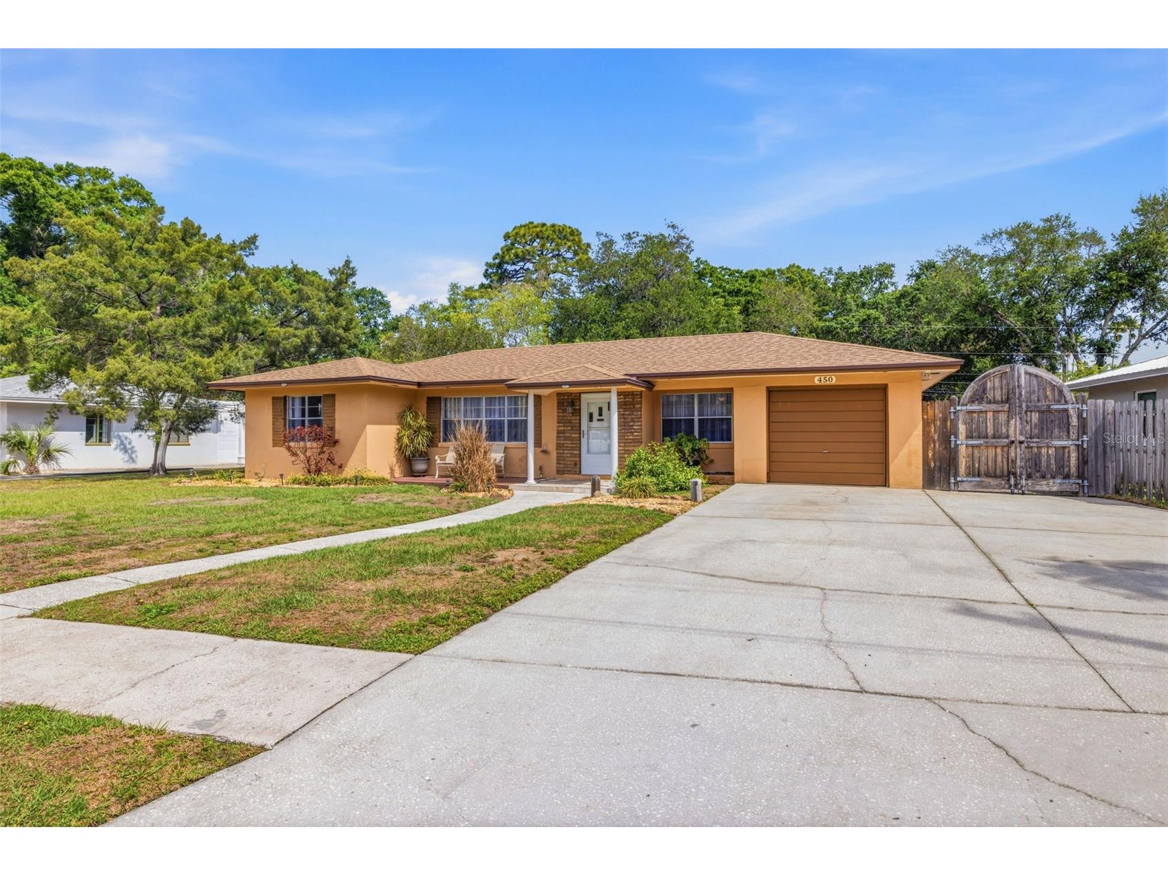 450 San Salvador Drive Dunedin FL 34698 TB8481913 image2