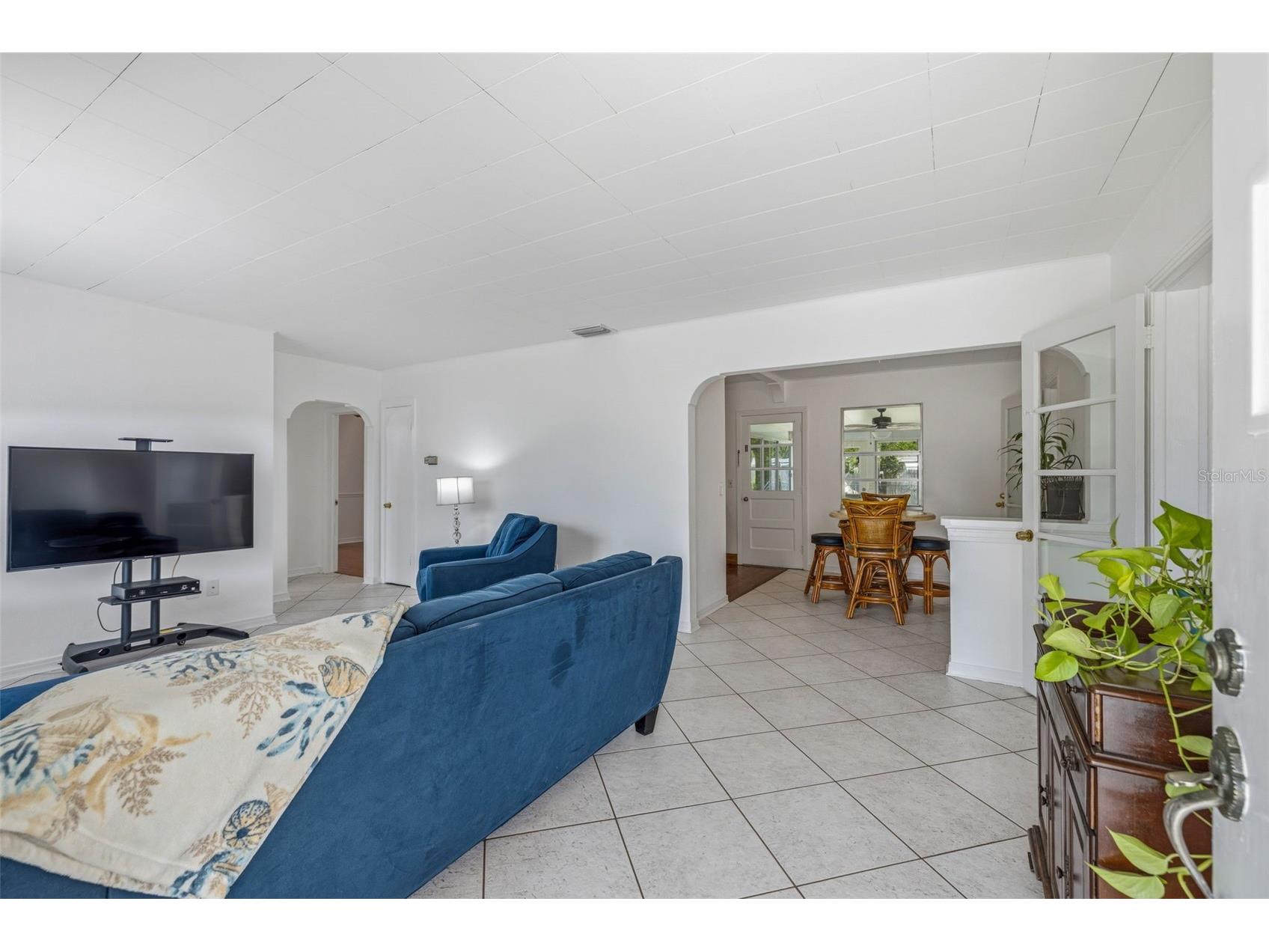 450 San Salvador Drive Dunedin FL 34698 TB8481913 image5
