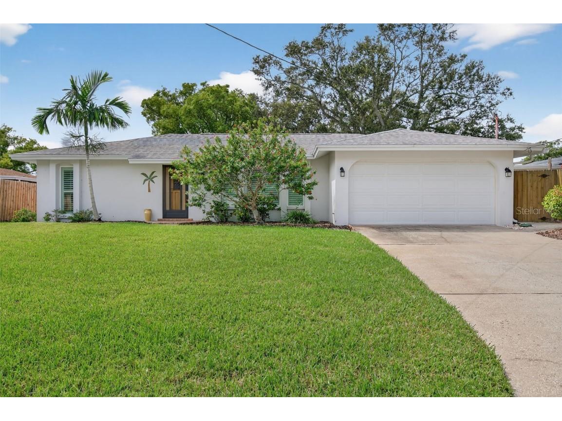 450 Sierra Circle E Largo FL 33770 TB8433805 image1