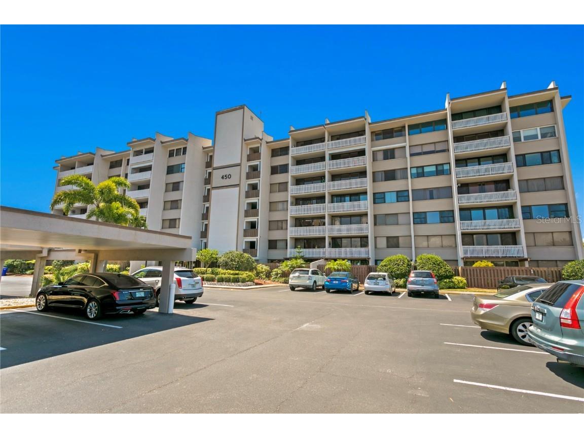 450 Treasure Island Causeway #104 Treasure Island FL 33706 - BOCA CIEGA BAY U8246856 image1