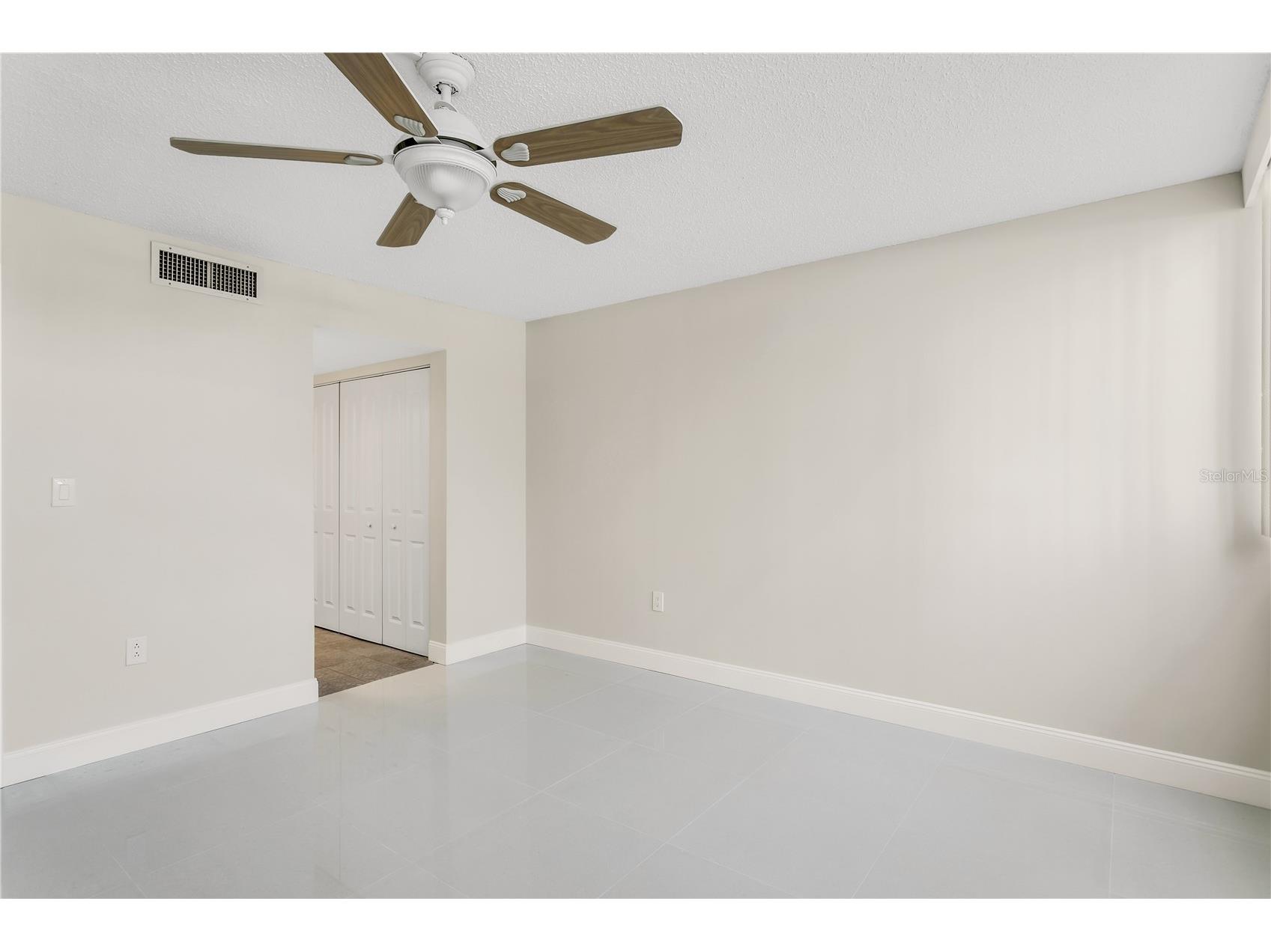 450 Treasure Island Causeway #104 Treasure Island FL 33706 TB8502235 image14