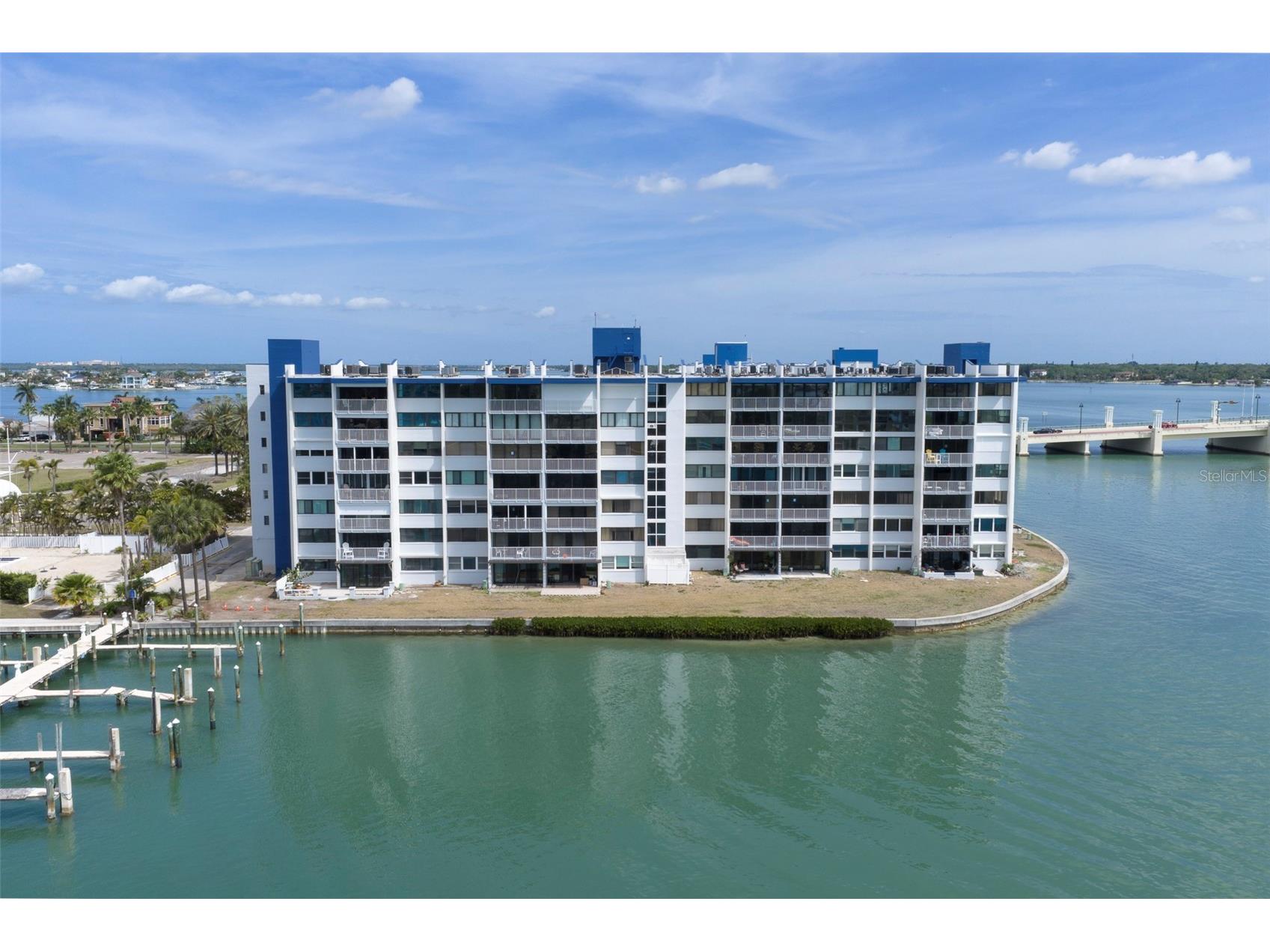450 Treasure Island Causeway #105 Treasure Island FL 33706 TB8492571 image1