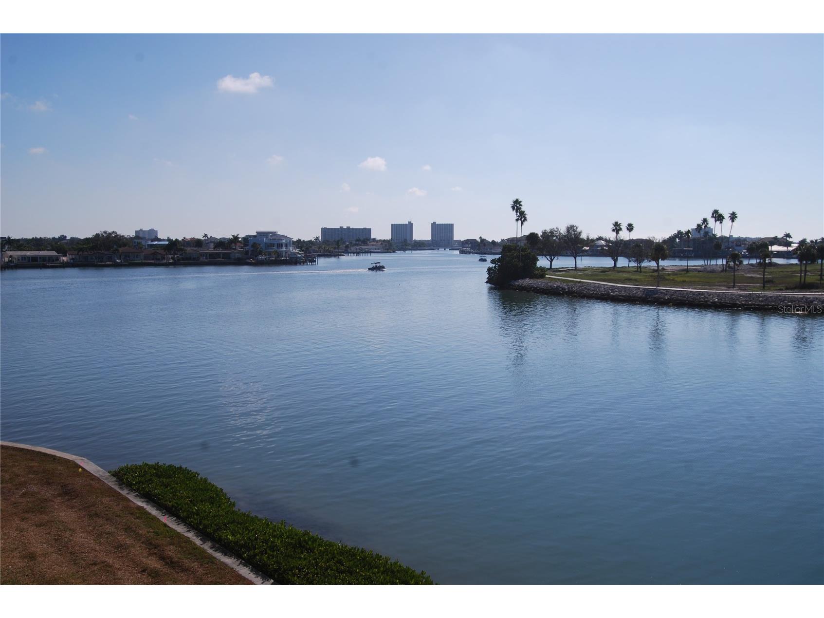 450 Treasure Island Causeway #310 Treasure Island FL 33706 - BOCA CIEGA BAY TB8458569 image2