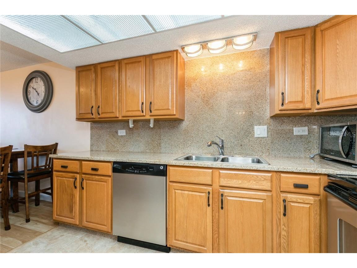 450 Treasure Island Causeway #505 Treasure Island FL 33706 TB8375121 image9