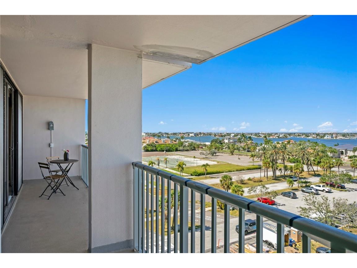 450 Treasure Island Causeway #702 Treasure Island FL 33706 - BOCA CIEGA BAY TB8442398 image24