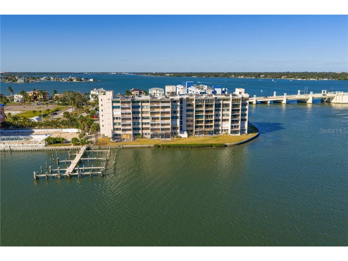 450 Treasure Island Causeway #702 Treasure Island FL 33706 - BOCA CIEGA BAY TB8442398 image30
