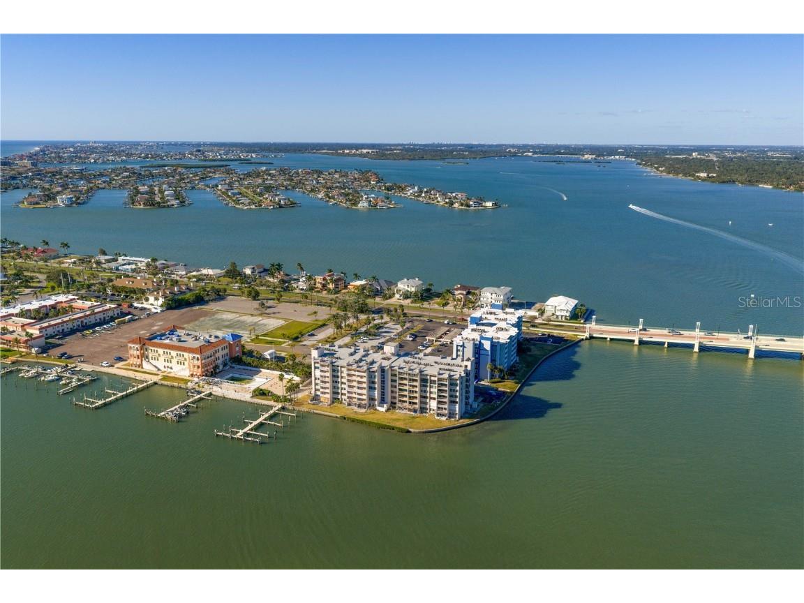 450 Treasure Island Causeway #702 Treasure Island FL 33706 - BOCA CIEGA BAY TB8442398 image32