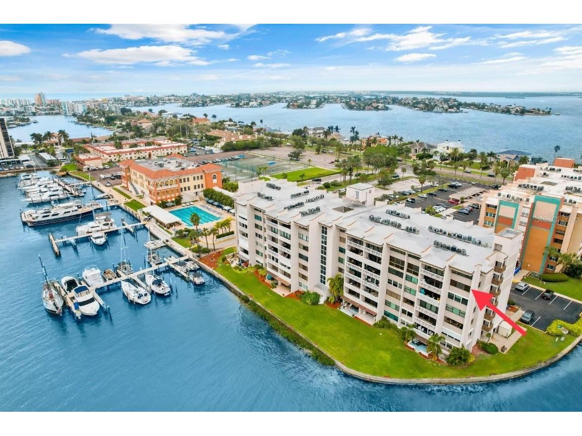 450 Treasure Island Cswy #607-608 Treasure Island FL 33706 - BOCA CIEGA BAY U8216039 image1