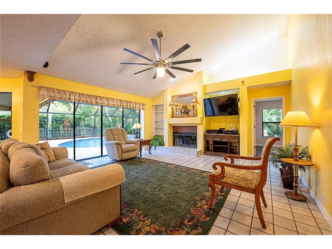 450 Waterford Circle E Tarpon Springs FL 34688 TB8452903 image10