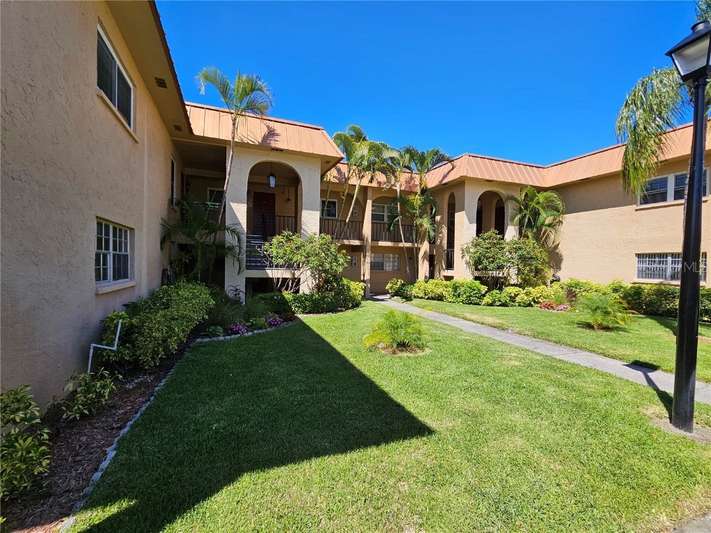 4500 E Bay Drive #124B Clearwater FL 33764 A4607301 image1