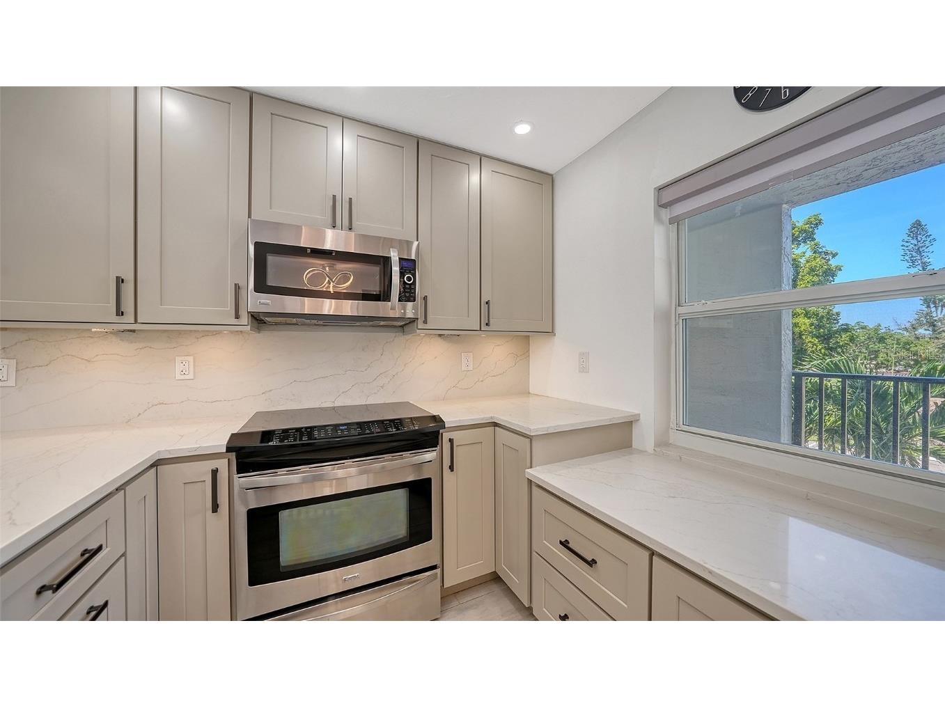 4500 Gulf Of Mexico Drive #202 Longboat Key FL 34228 - SARASOTA BAY A4664363 image12