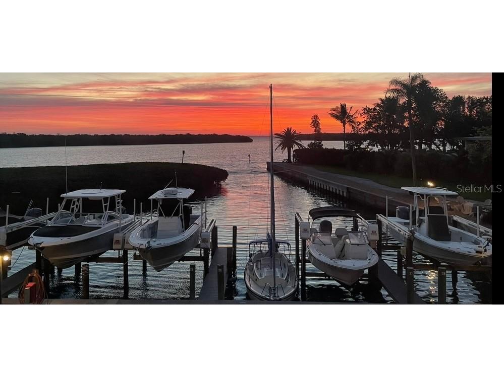 4500 Gulf Of Mexico Drive #205 Longboat Key FL 34228 - SARASOTA BAY ICW A4630592 image1