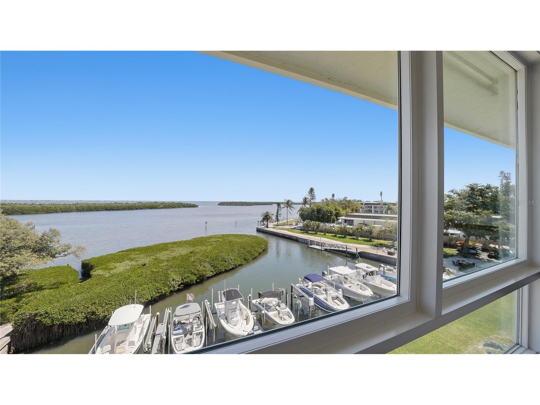 4500 Gulf Of Mexico Drive #3 Longboat Key FL 34228 A4685838 image2
