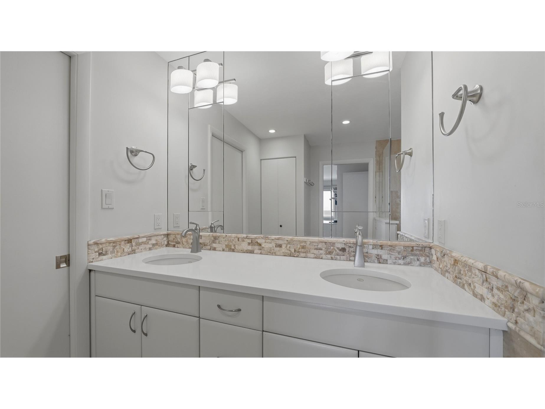 4500 Gulf Of Mexico Drive #3 Longboat Key FL 34228 A4685838 image28
