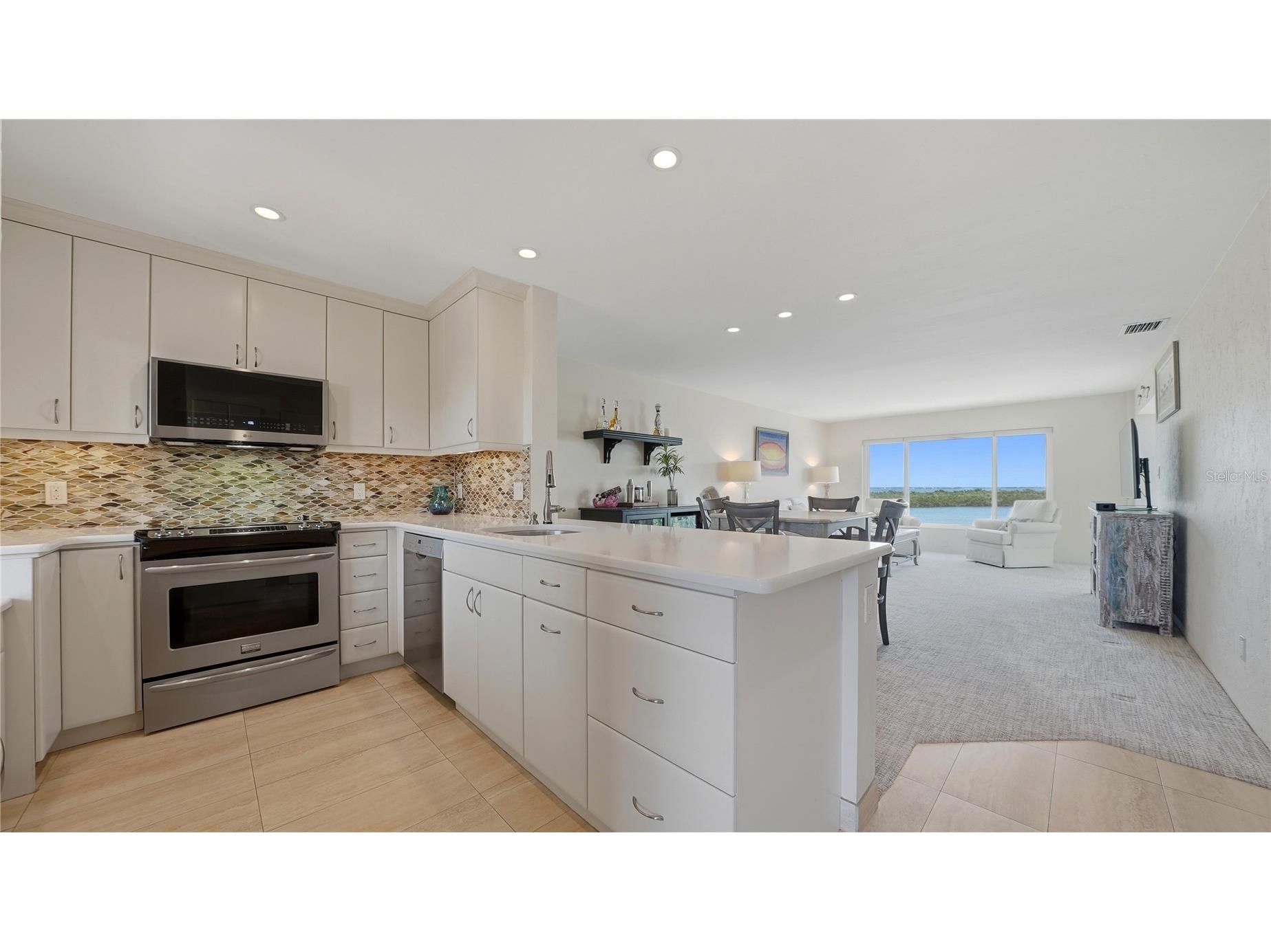 4500 Gulf Of Mexico Drive #3 Longboat Key FL 34228 A4685838 image3