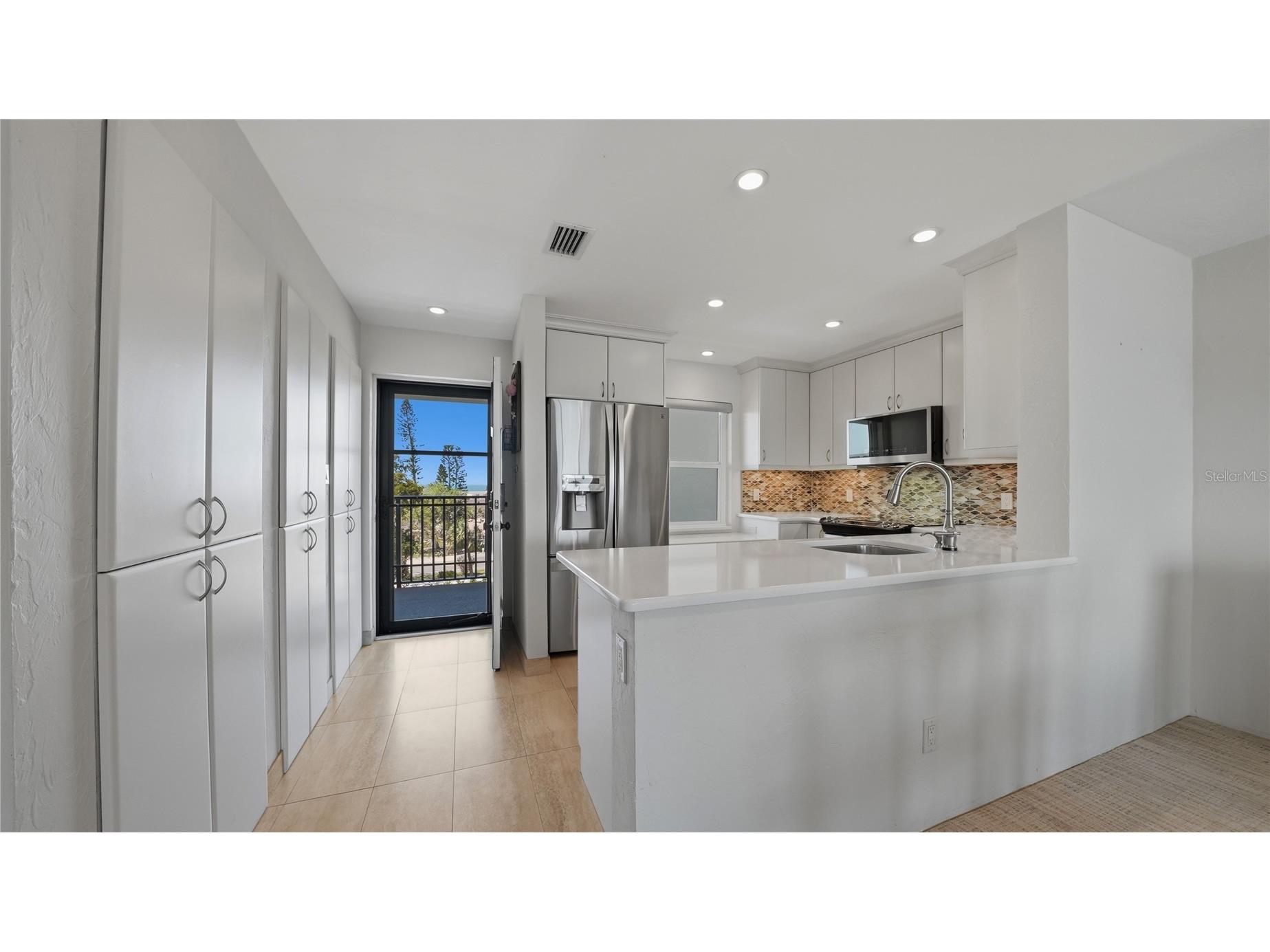 4500 Gulf Of Mexico Drive #3 Longboat Key FL 34228 A4685838 image4