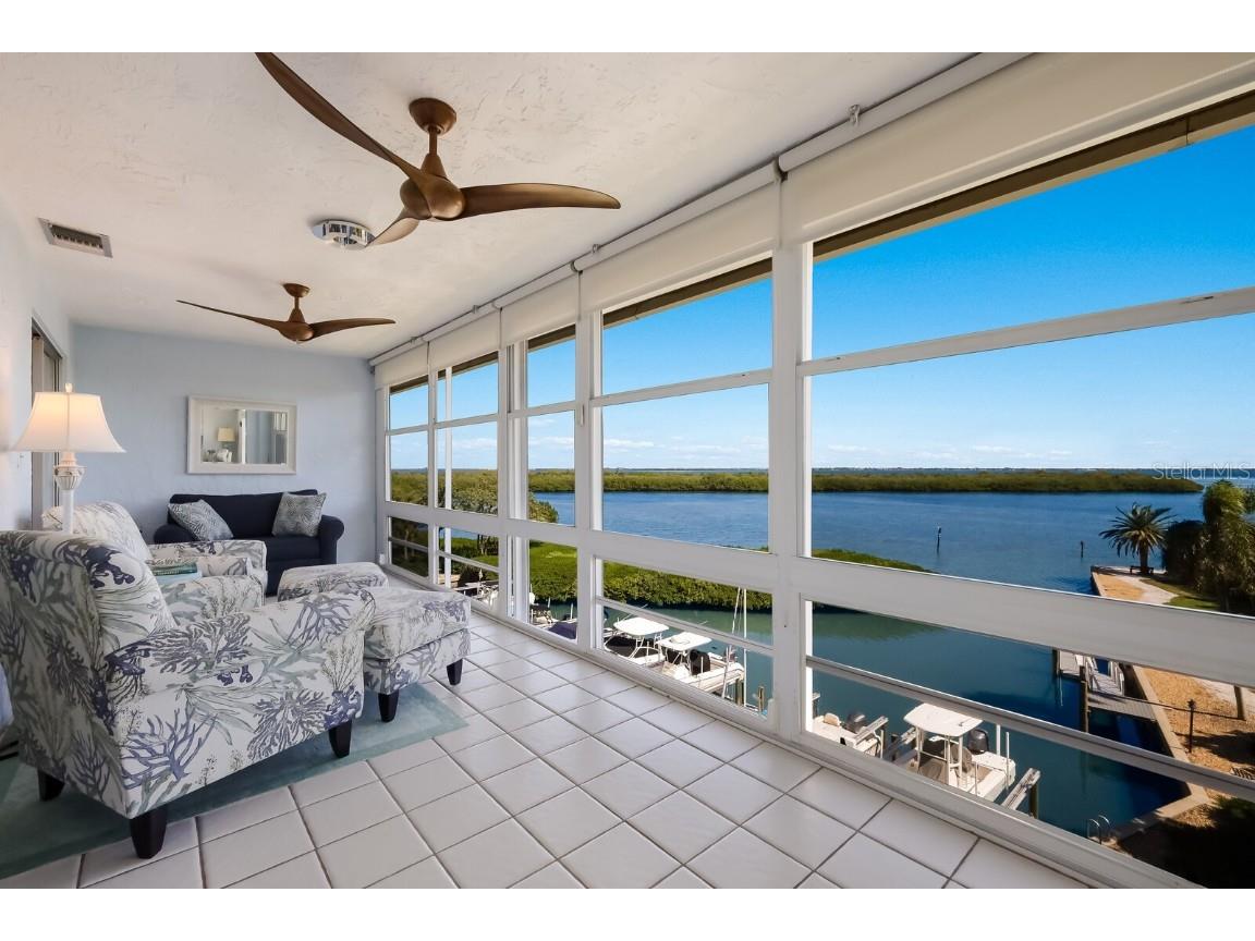 4500 Gulf Of Mexico Drive #PH6 Longboat Key FL 34228 - SARASOTA BAY A4587598 image1