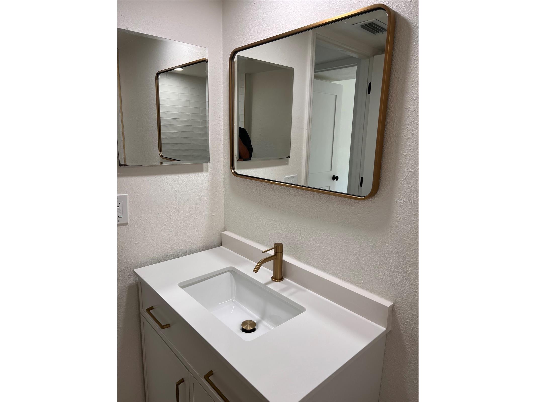 4500 Overlook Drive NE #107 Saint Petersburg FL 33703 TB8509683 image10