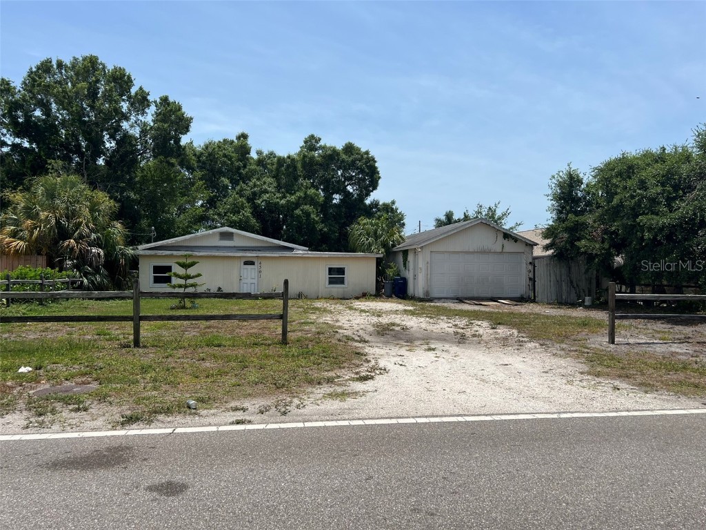 4501 3rd Avenue NW Bradenton FL 34209 A4607774 image1