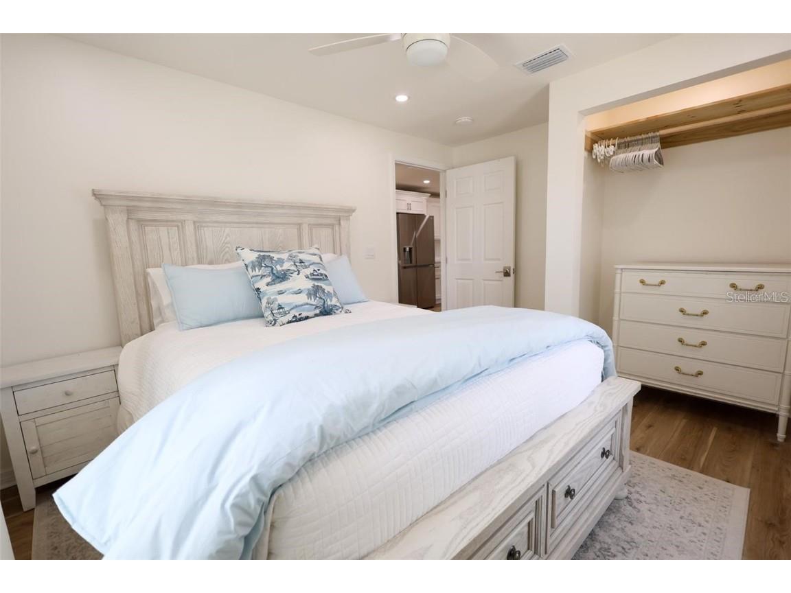 4501 70th Street N Saint Petersburg FL 33709 TB8454210 image32