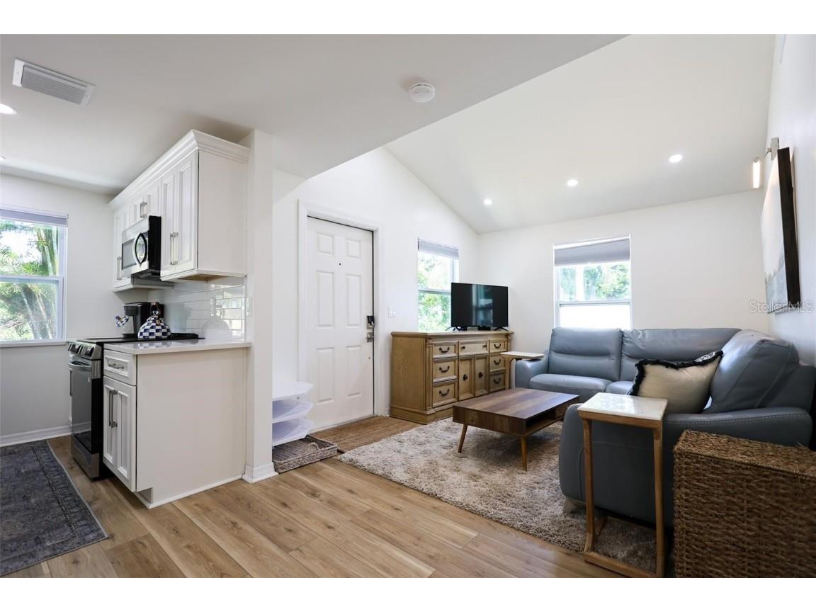 4501 70th Street N Saint Petersburg FL 33709 TB8454210 image7