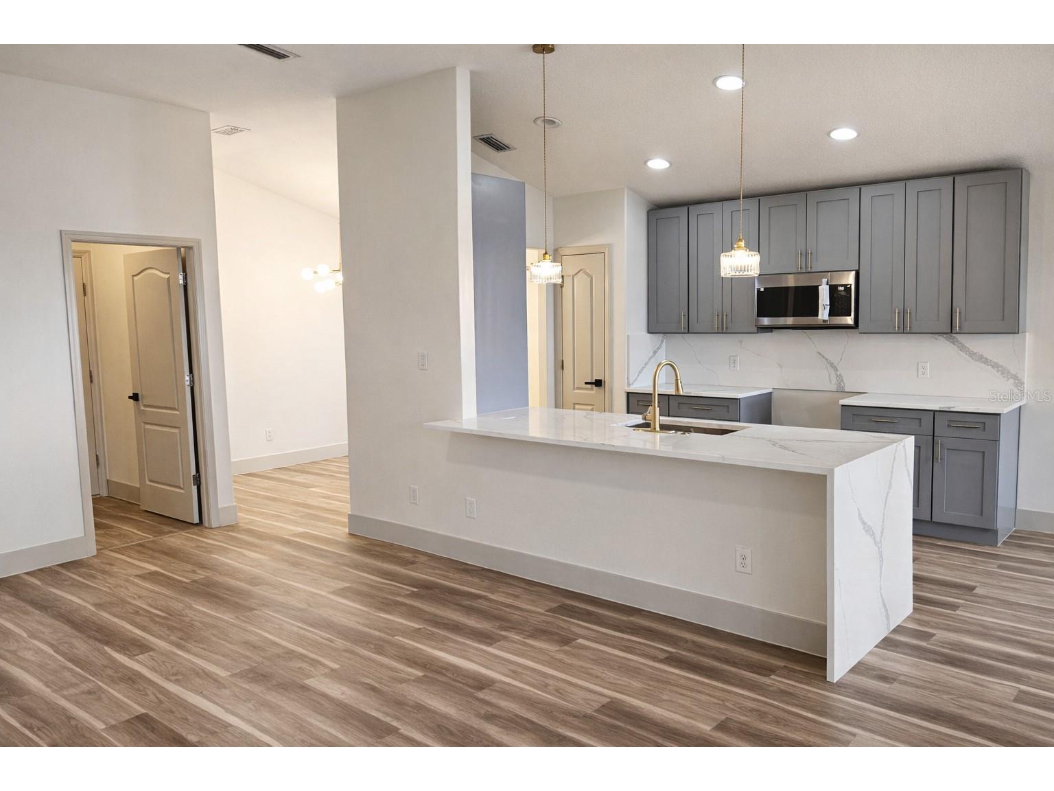 4501 Arizona Sun Court Valrico FL 33594 TB8492767 image3