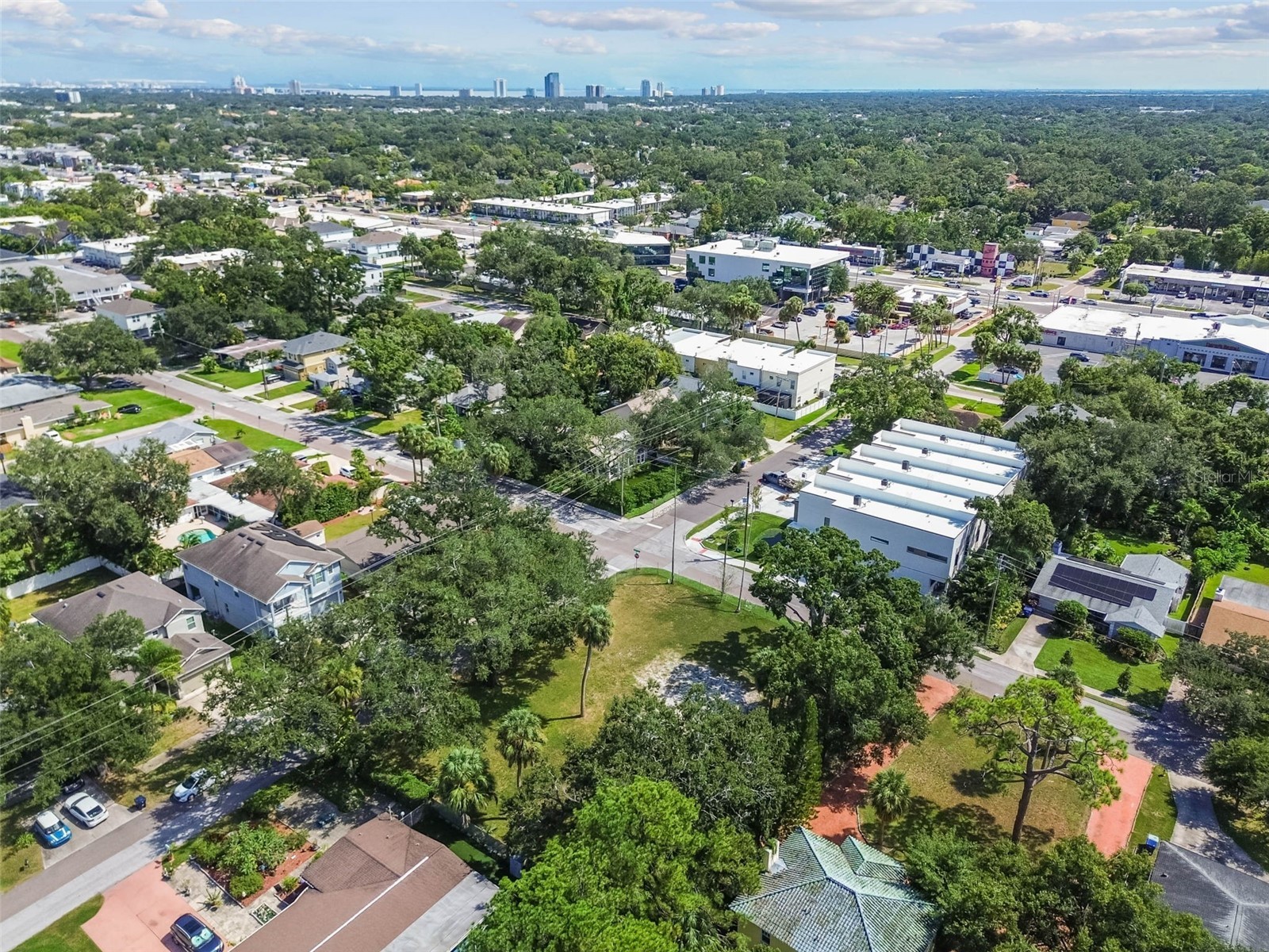 4501 W North B Street Tampa FL 33609 TB8432474 image18