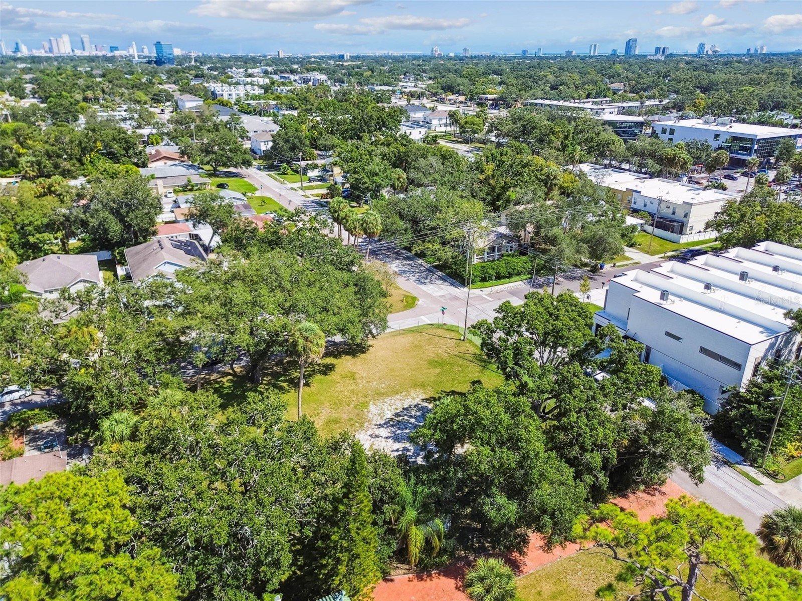 4501 W North B Street Tampa FL 33609 TB8432474 image19