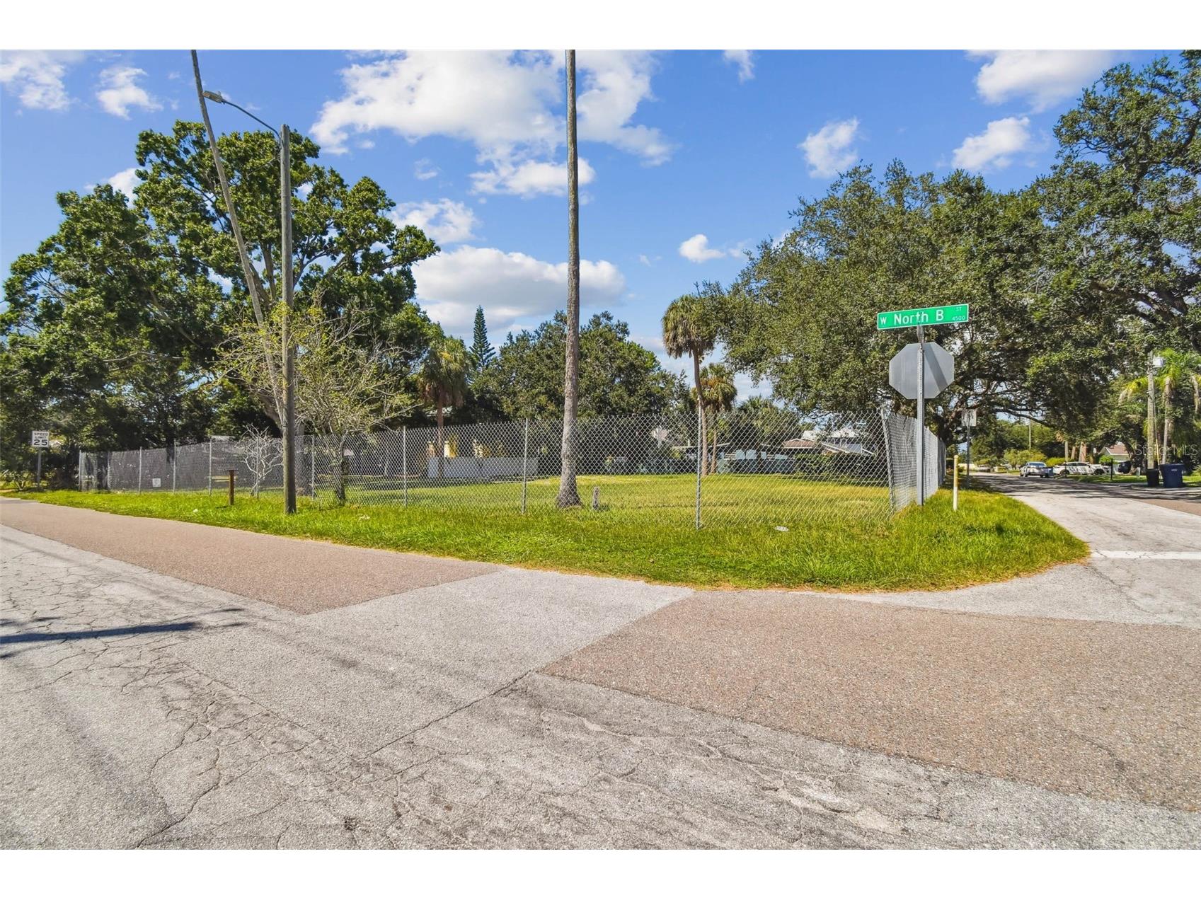 4501 W North B Street Tampa FL 33609 TB8432474 image2