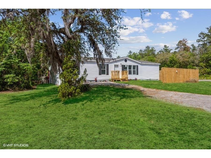 45013 5th Street Deland FL 32720 V4929792 image1