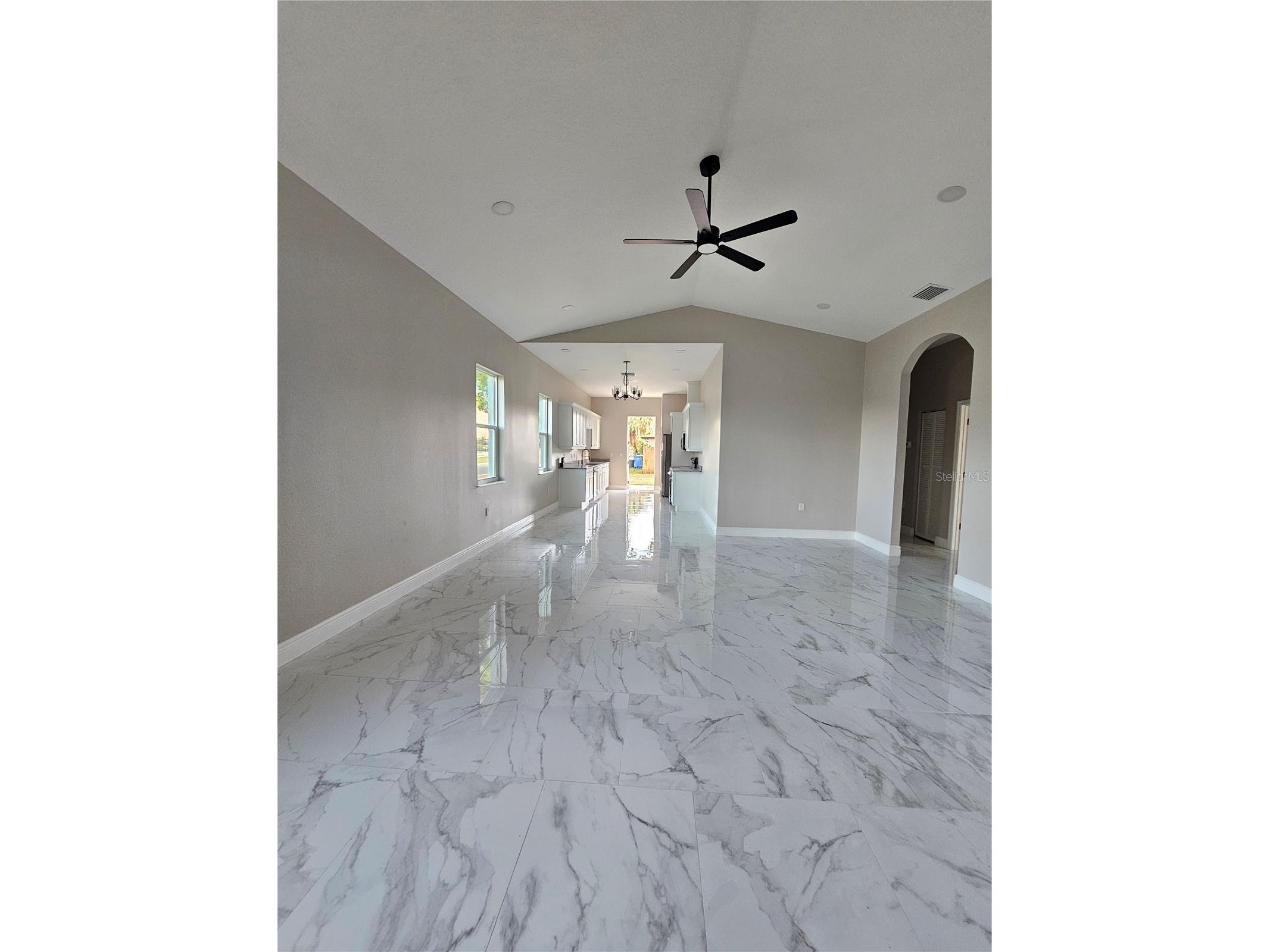 4502 42nd Avenue N Saint Petersburg FL 33714 TB8501682 image7
