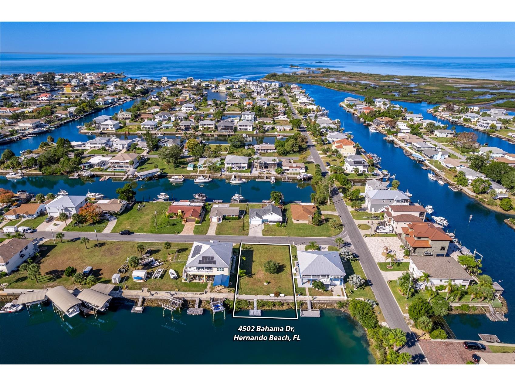 4502 Bahama Drive Hernando Beach FL 34607 - GULF & WEEKI WACHEE RIVER W7881658 image5