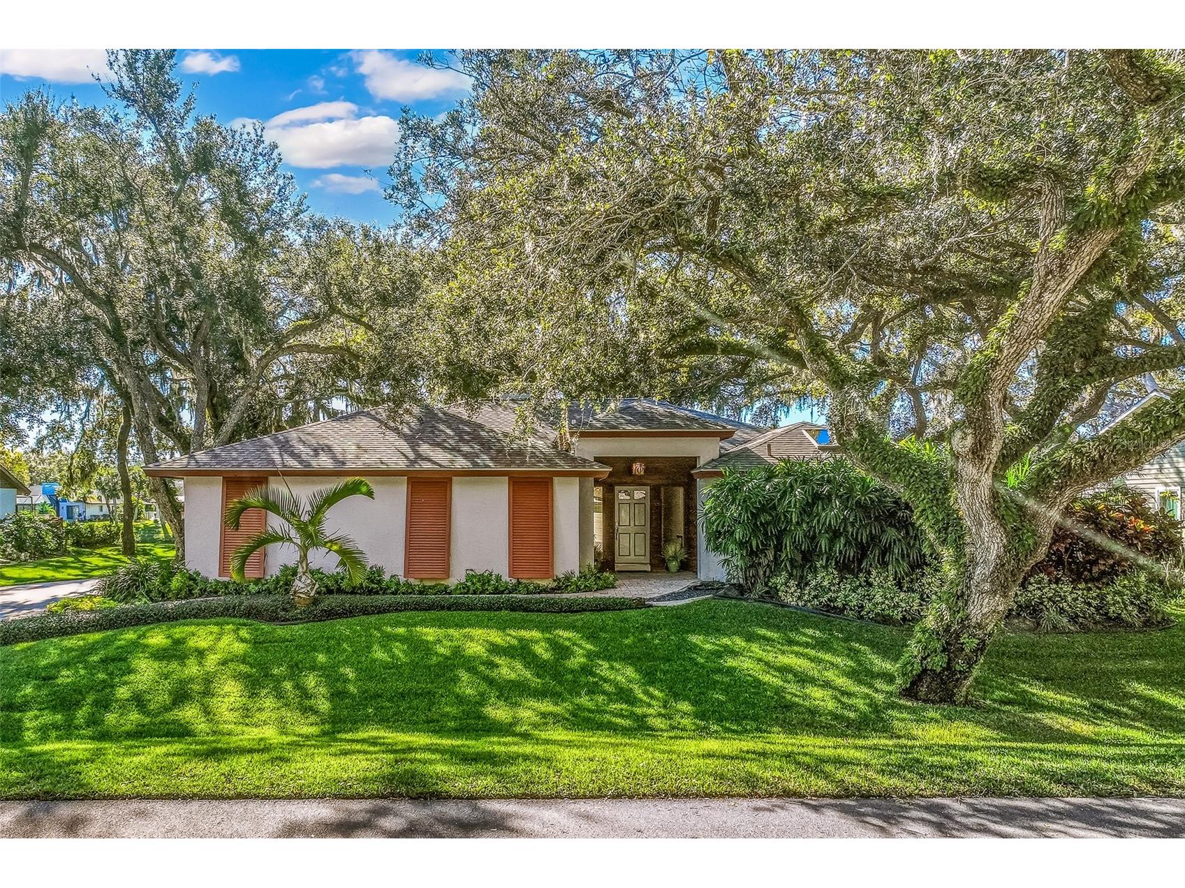 4502 Friar Tuck Lane Sarasota FL 34232 A4678991 image1
