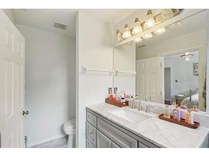 4502 S Hale Avenue Tampa FL 33611 TB8431698 image16