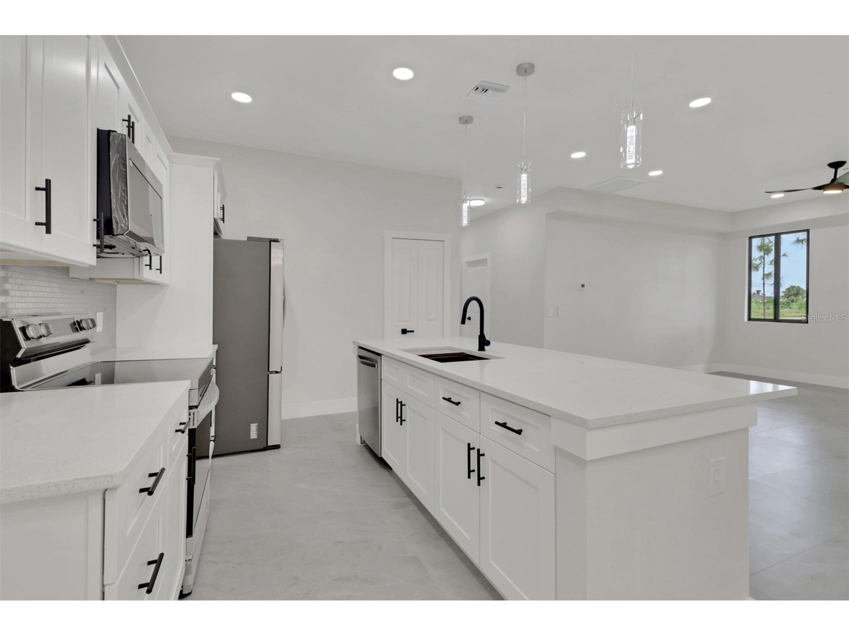 4503 15th Street SW Lehigh Acres FL 33973 C7522417 image11