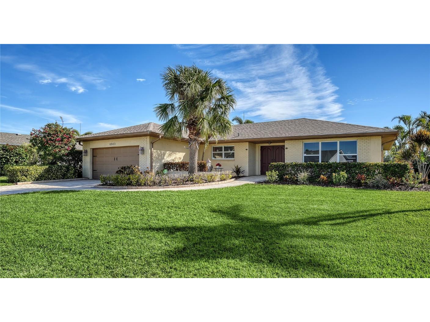 4503 Coral Lake Drive Bradenton FL 34210 A4667356 image1
