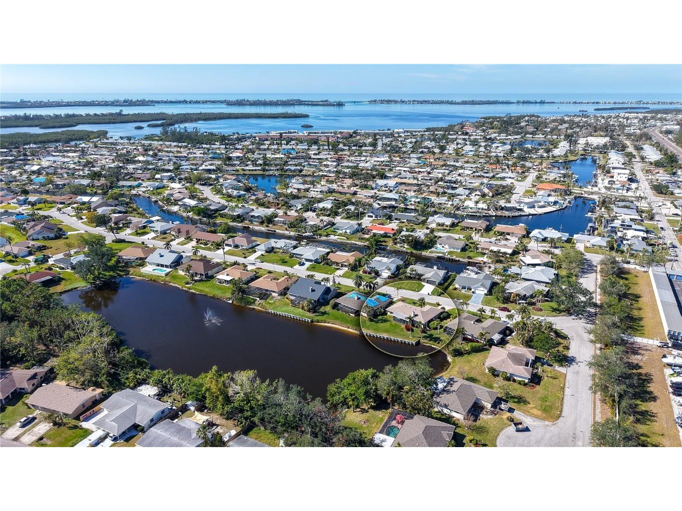 4503 Coral Lake Drive Bradenton FL 34210 A4667356 image2