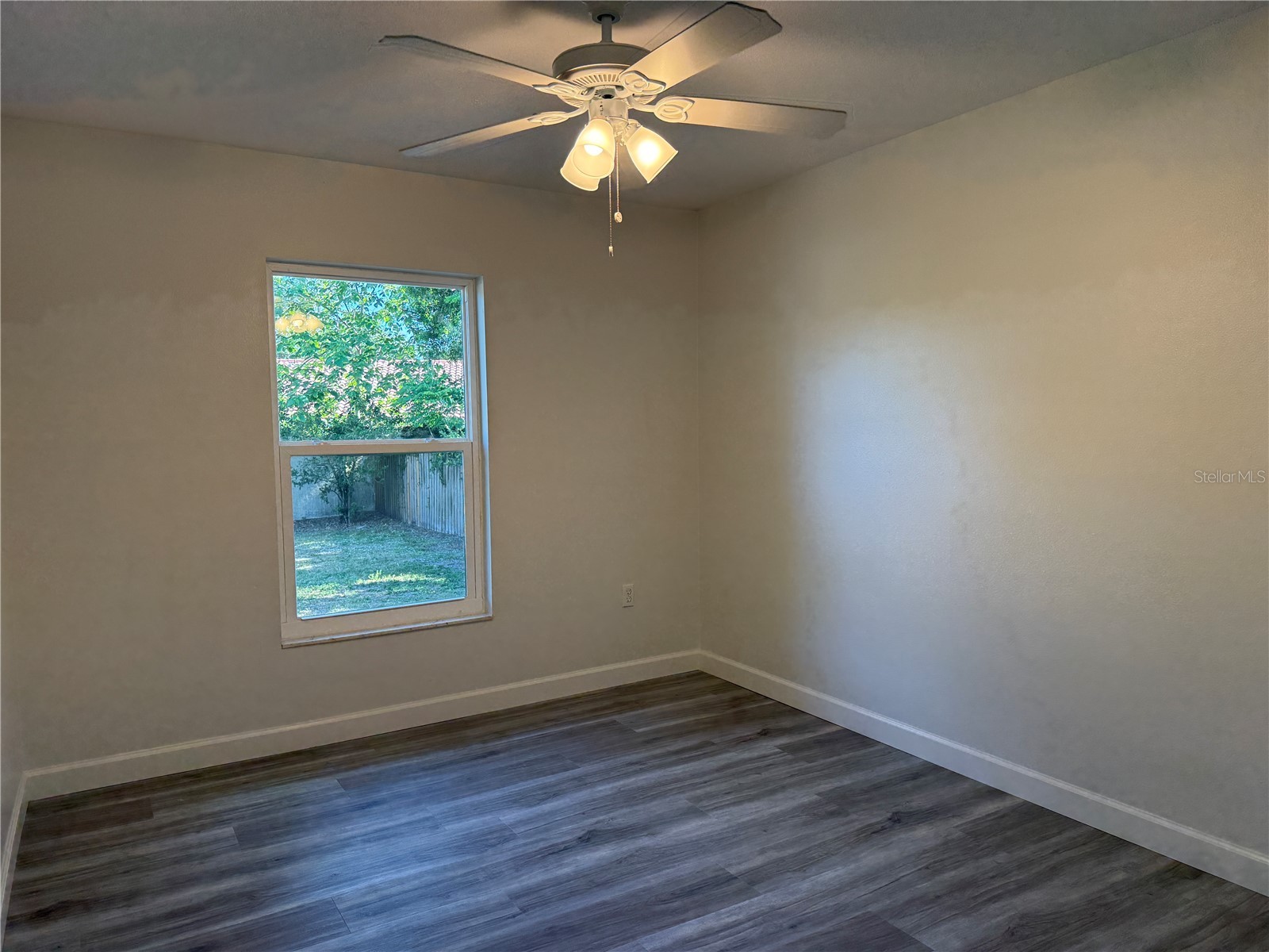 4503 Hale Street Sarasota FL 34233 A4691841 image12
