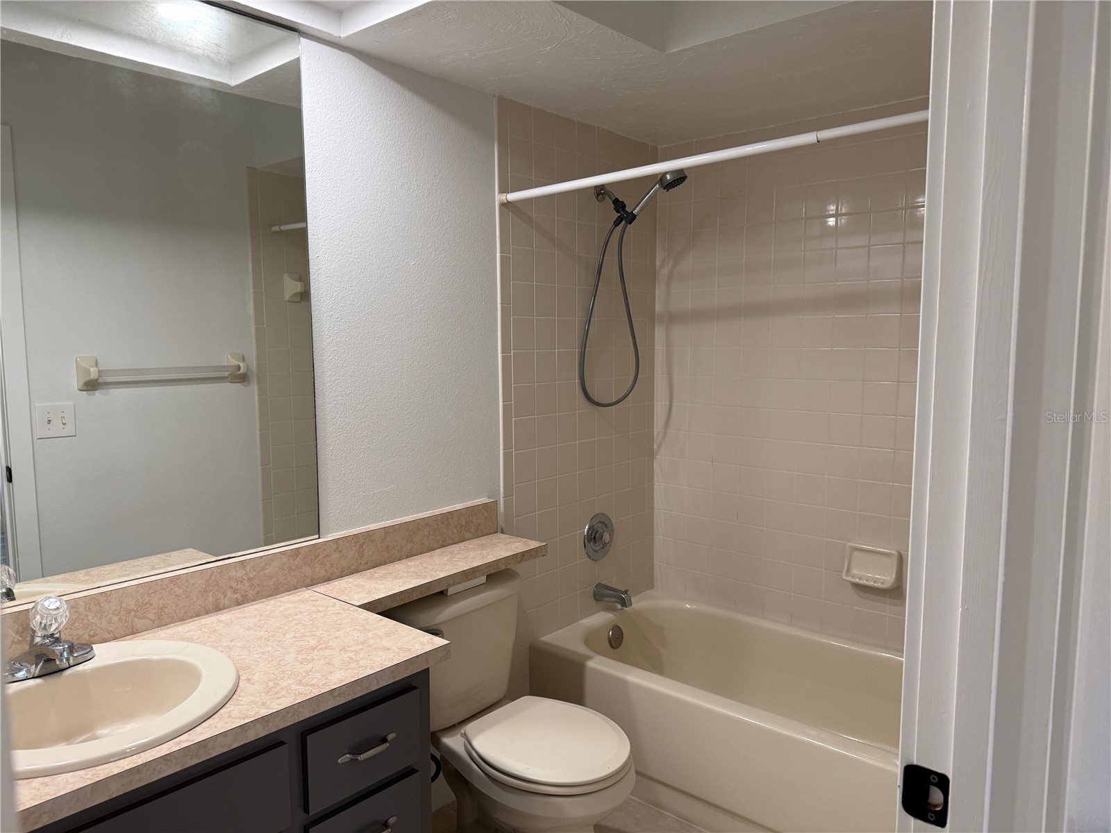 4503 Hale Street Sarasota FL 34233 A4691841 image9