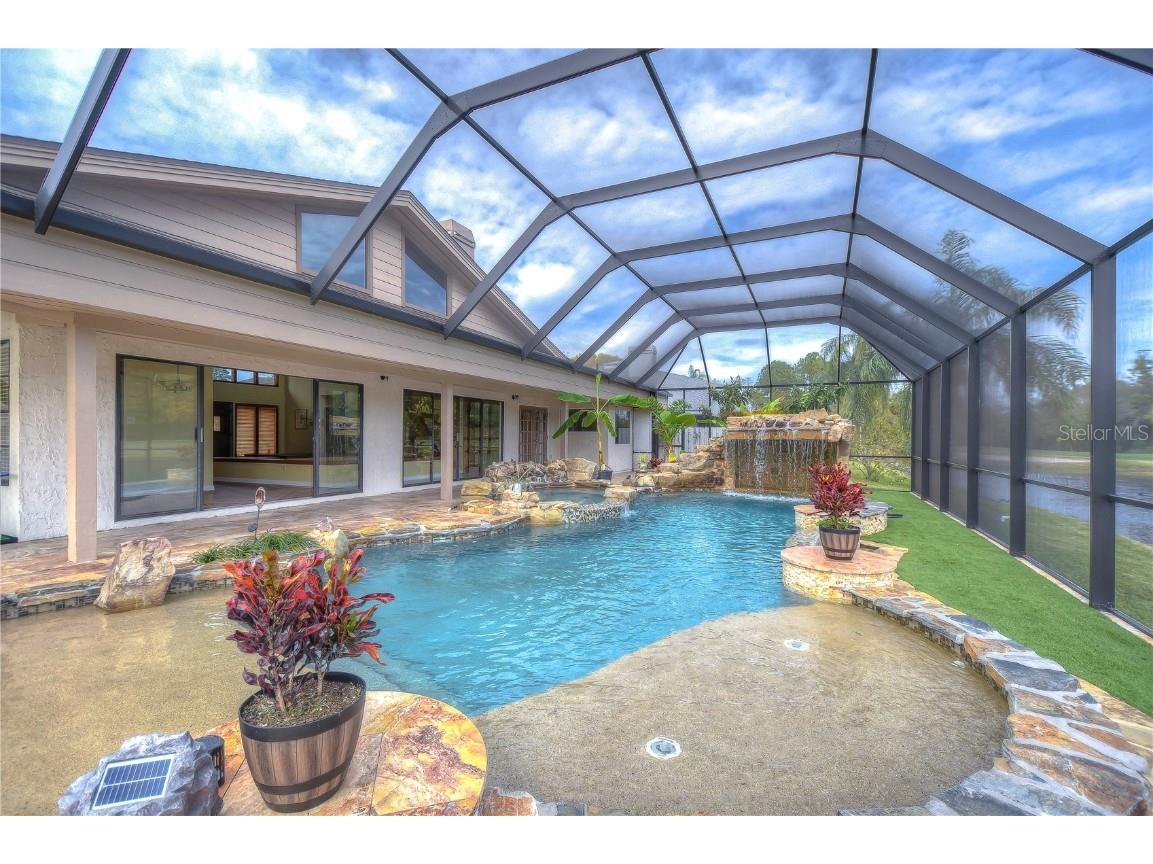 4504 Bloomsbury Court Tampa FL 33624 U8230893 image1